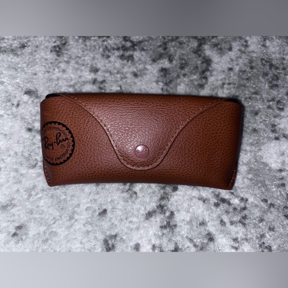 Ray-Ban Cate Eye Black and Brown Tortise Sunglasses Like New No scratches - Picture 5 of 5